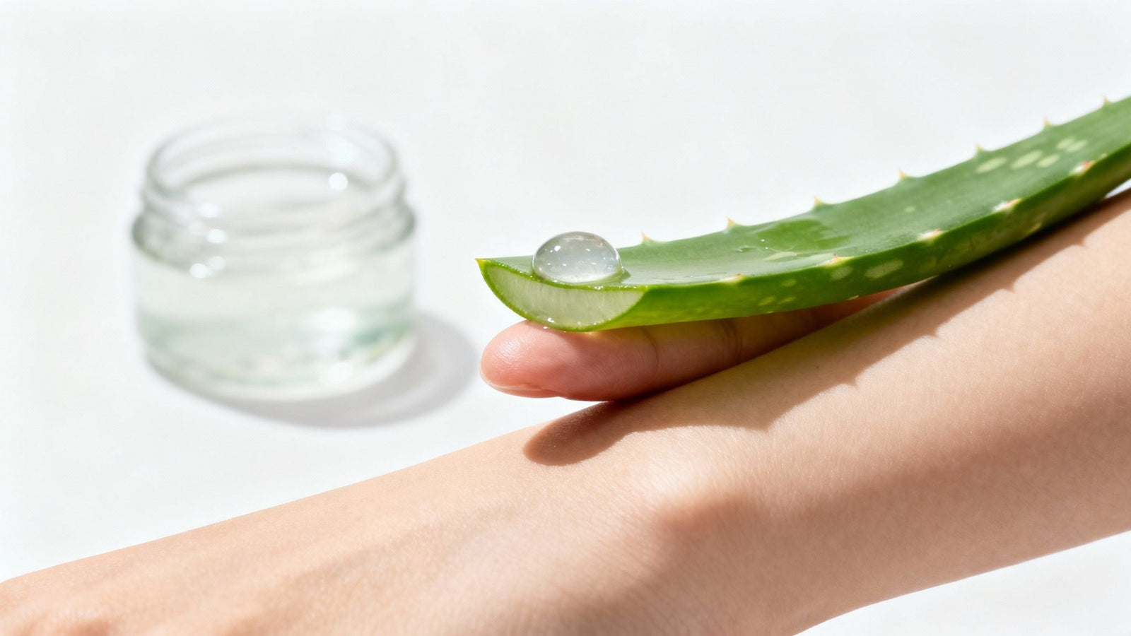 Using Aloe Vera Gel for Skin Texture and Appearance